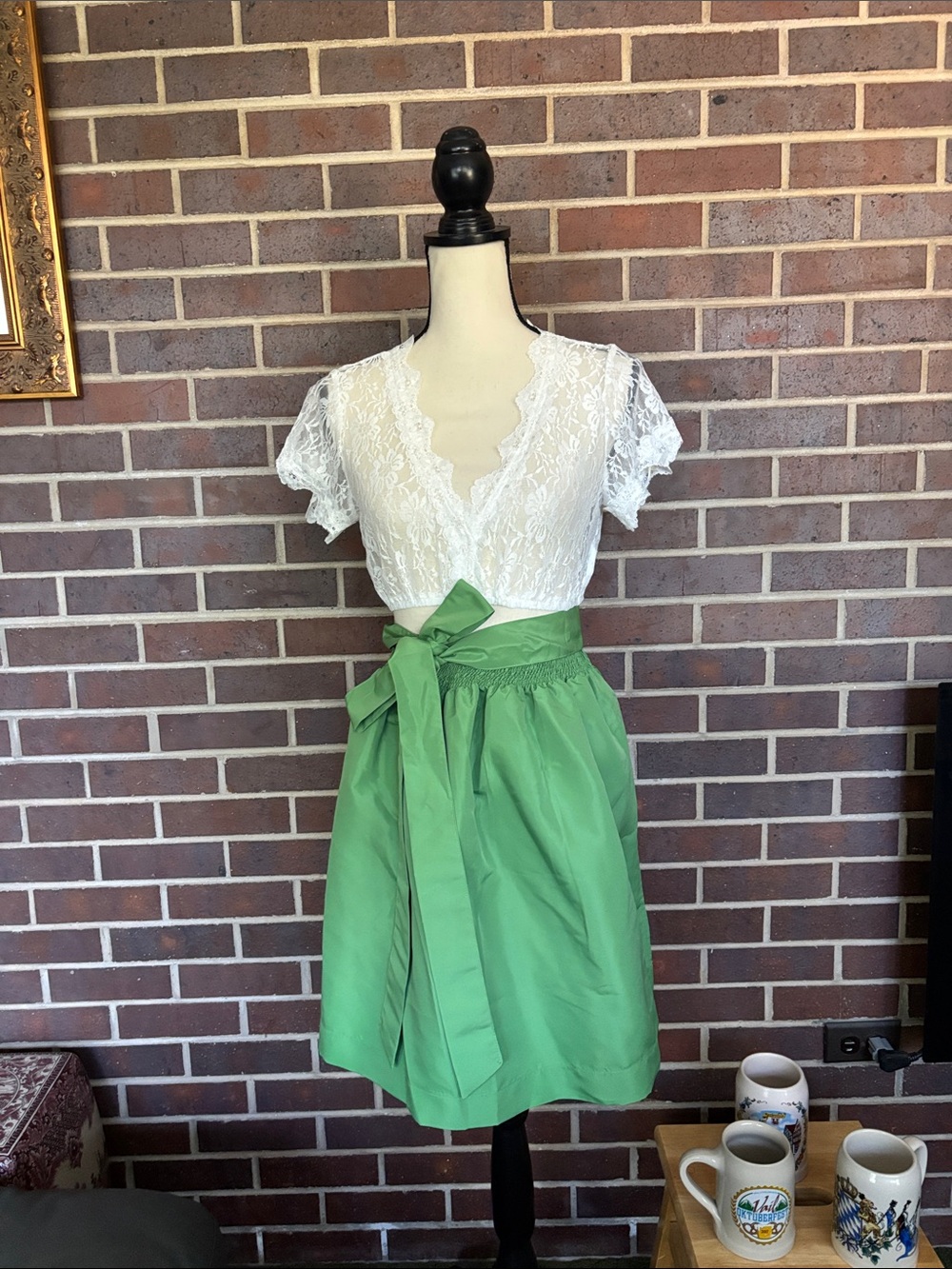 Apron Schurze for Dirndl Sage Green Smocked Waistband long tie for Bow 34